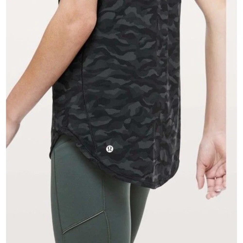 Lululemon  BUNDLE OF 2 Women Sculpt Tank II Sleeveless Top 6